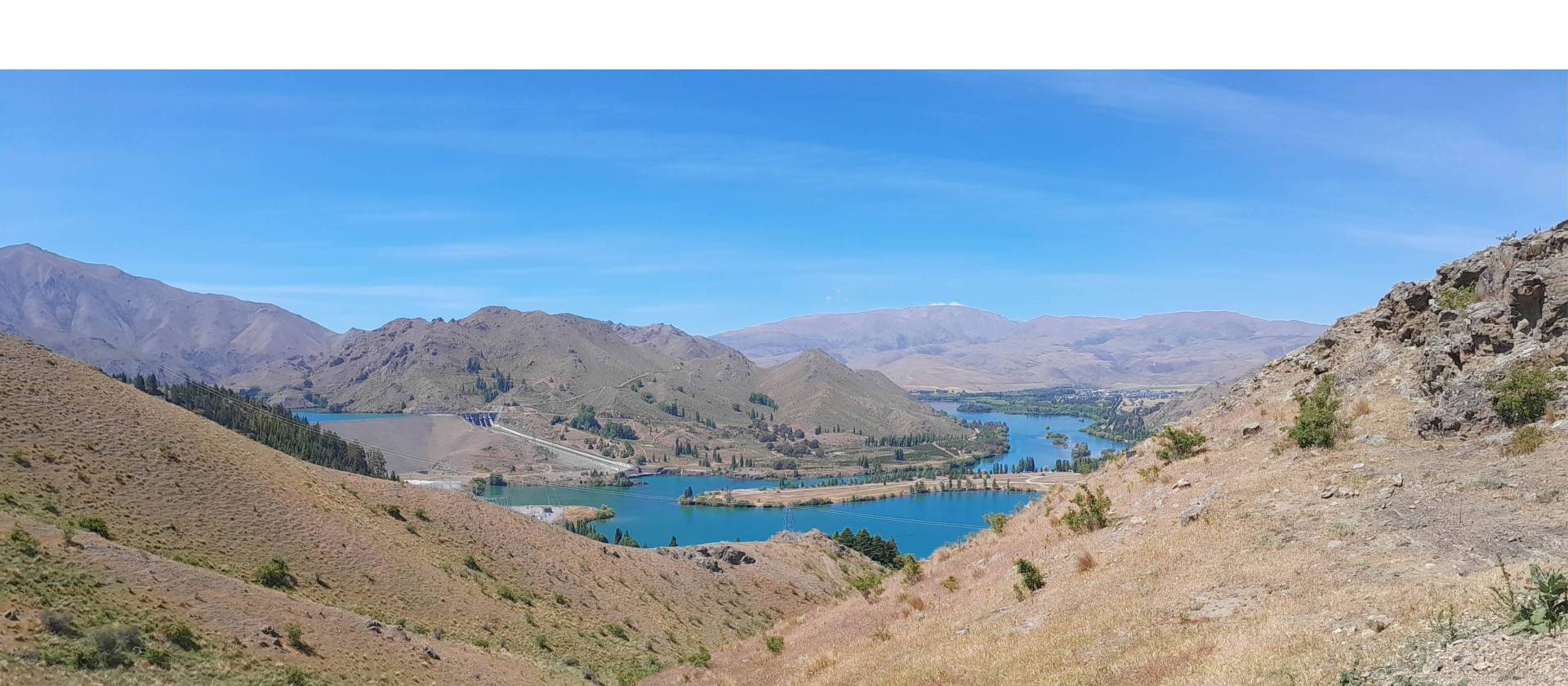 Benmore Dam and the Waitaki Valley from the highpoint | Rebecca Thomas