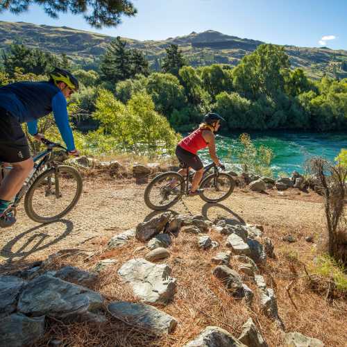 Central Otago Cycling Holiday Self-Guided