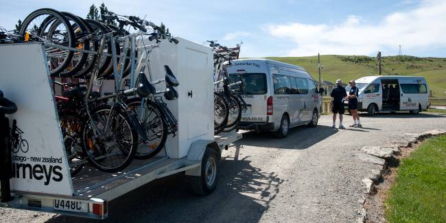 Trail Journeys buses