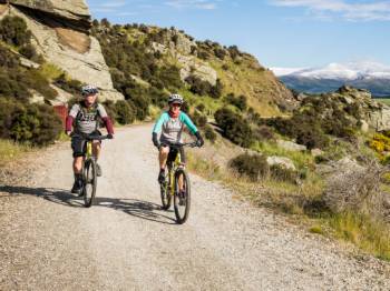 otago rail trail bike tours