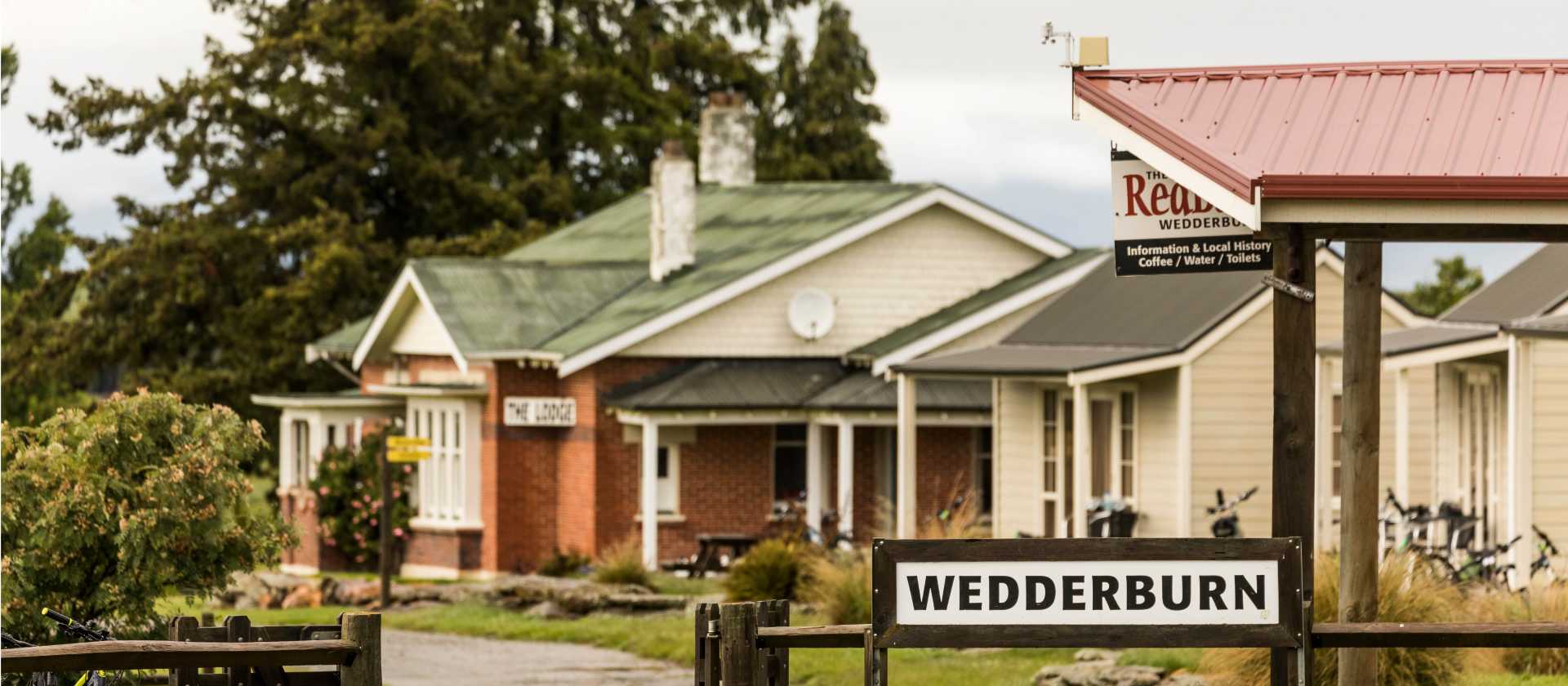 Wedderburn Cottages | Lachlan Gardiner