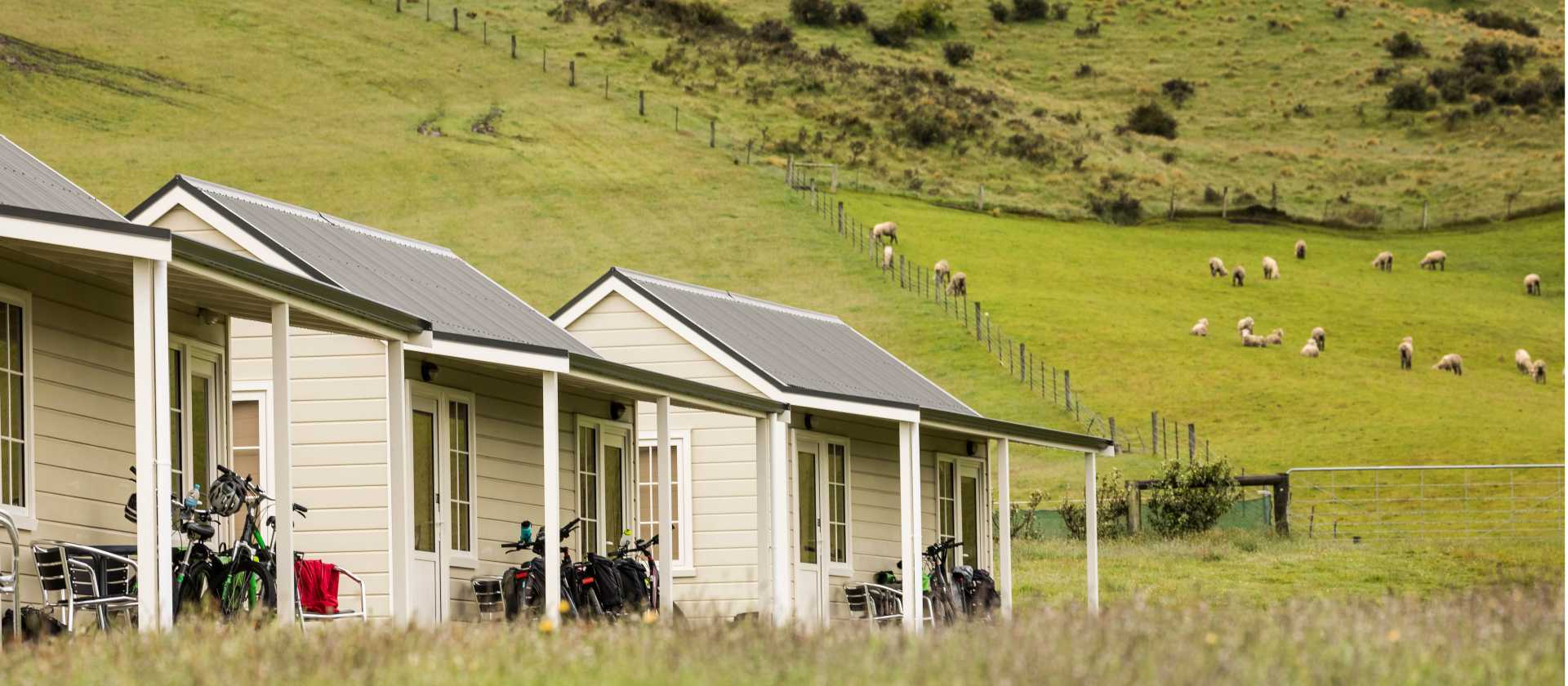 Wedderburn Cottages | Lachlan Gardiner