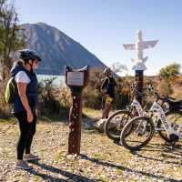 Enjoying the stunning Lake Ohau Lodge on the Alps to Ocean Cycling trail. | Clare Toia-Bailey