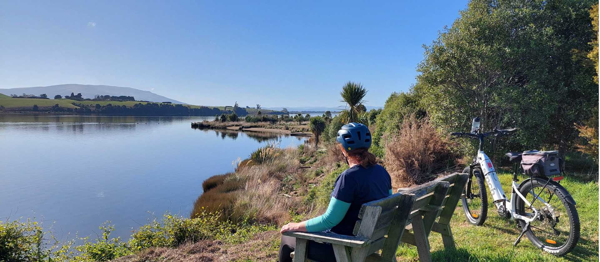 Taking in the views alongside Lake Waihola | Rebecca Thomas