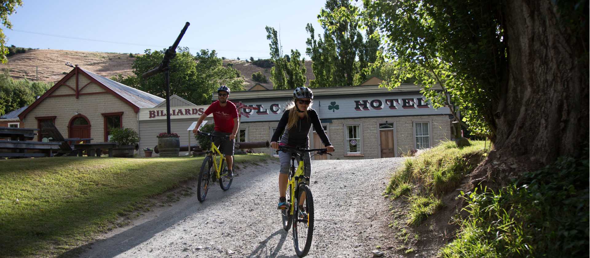 Cycling out from the Vulcan Hotel near St Bathans | Tom Powell