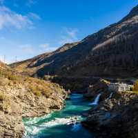 The trail passes by one of the icons of the gorge, Roaring Meg | Jinhui Chen