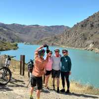 One of the most iconic rides in Central Otago. Lake Dunstan never disappoints. | Sam Duckworth